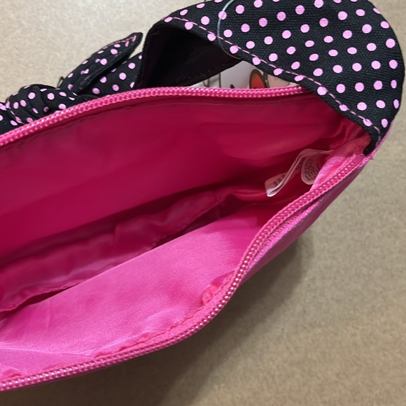 Hello Kitty Shoulder Bag - Picture 6 of 7